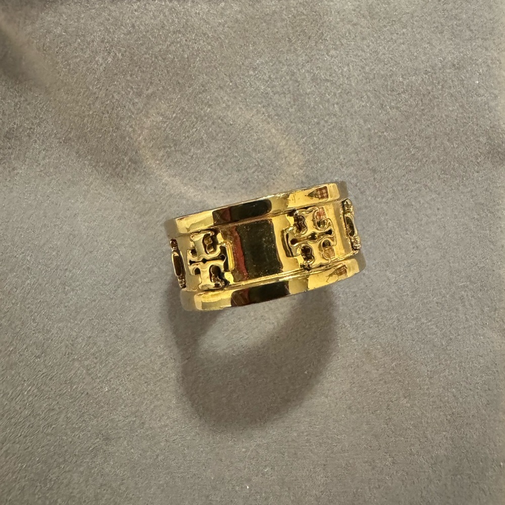 Tory Burch Gold metallic raised logo ring